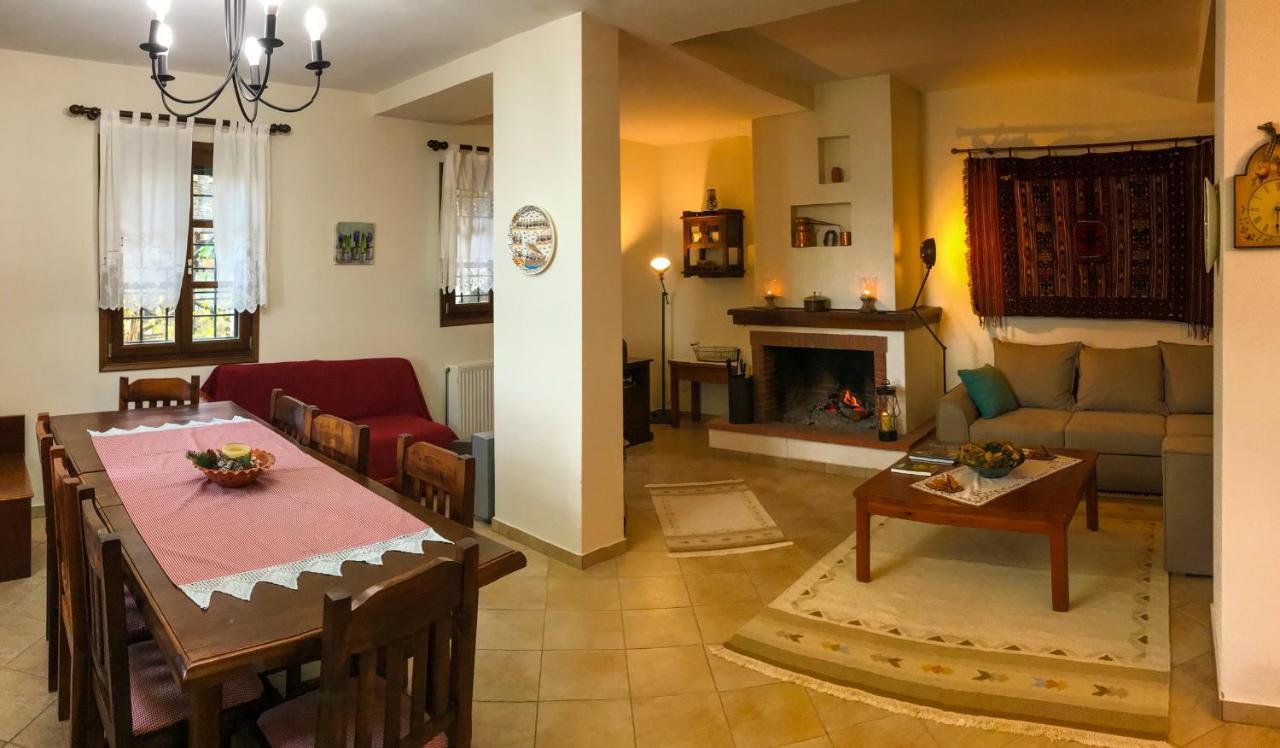 Θαλλώ Luxurious Villa تساغارادا المظهر الخارجي الصورة
